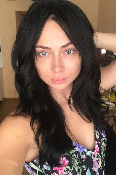 Обмани меня: Лопес, Асмус и&nbsp;другие звезды, которые выглядят моложе без&nbsp;макияжа