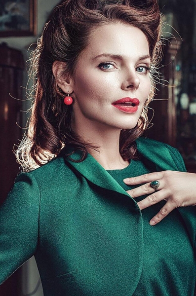 Обмани меня: Лопес, Асмус и&nbsp;другие звезды, которые выглядят моложе без&nbsp;макияжа