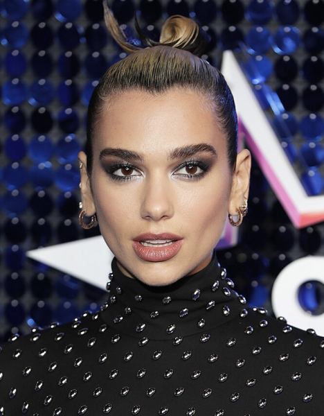 Они преобразились, а ты не заметила: звезды с «ювелирной» пластикой