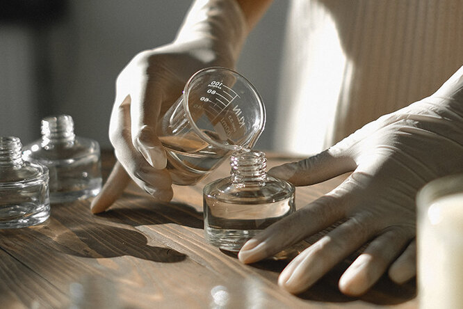 От астмы, тяжелой беременности до&nbsp;заболеваний ЖКТ: как духи влияют на&nbsp;здоровье