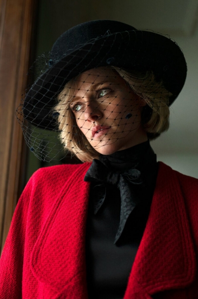 От Памелы Андерсон до&nbsp;леди Ди: гениальные перевоплощения актрис в&nbsp;звезд прошлого