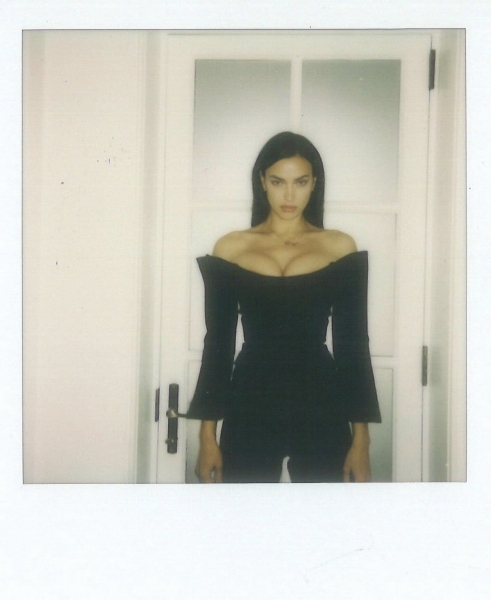 Откровенно: новые фото Ирины Шейк 