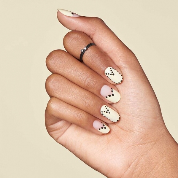 Парное выступление: самые модные сочетания лака в маникюре с педикюром