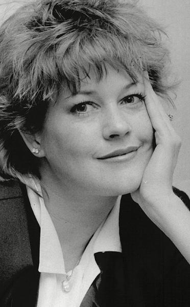 Перегнули палку: Маша Малиновская и другие звезды, неудачно увеличившие губы