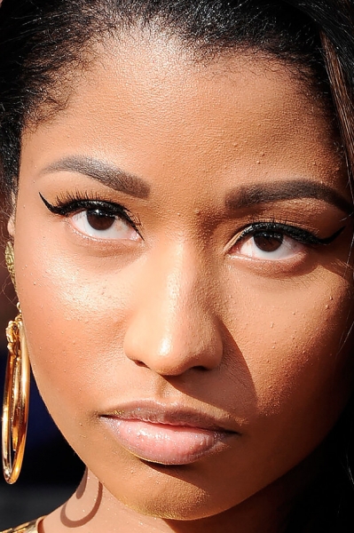 Под микроскопом: как выглядит макияж Гаги, Минаж и других звёзд вблизи