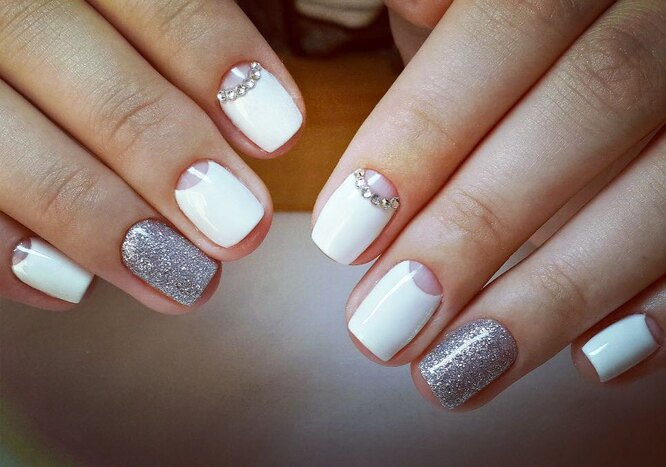 Покажи своему мастеру: 30 идей модного маникюра для коротких ногтей