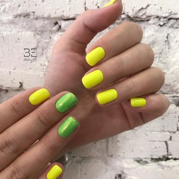 Покажи своему мастеру: 30 идей модного маникюра для коротких ногтей