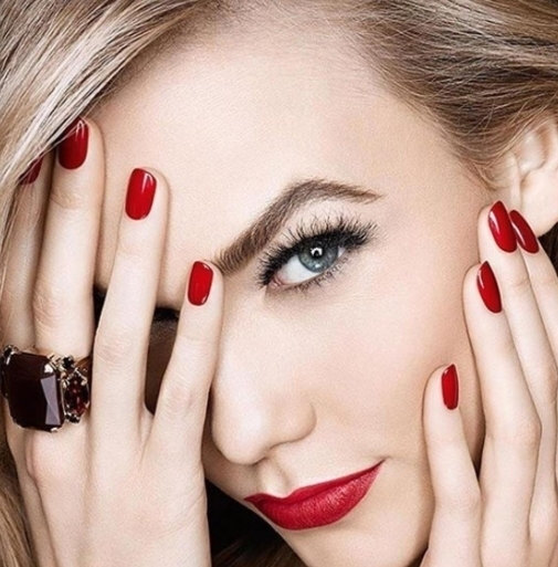 Покажи своему мастеру: 30 идей модного маникюра для коротких ногтей