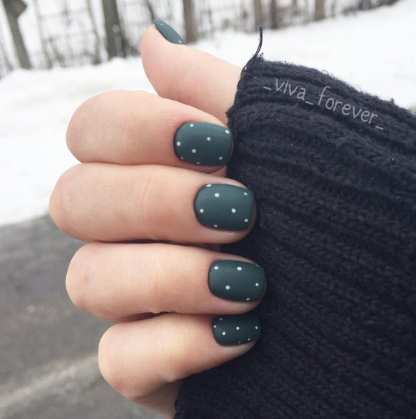 Покажи своему мастеру: 30 идей модного маникюра для коротких ногтей