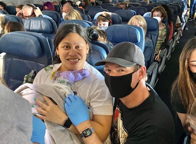 Сюрприз! Как выглядят женщины, которые узнали о&nbsp;беременности в&nbsp;момент родов