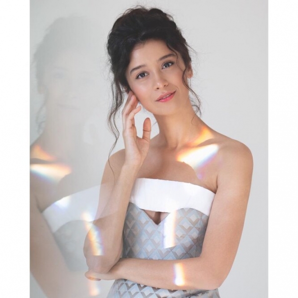 Тебе опять 17 лет: русские знаменитости, которые выглядят как подростки