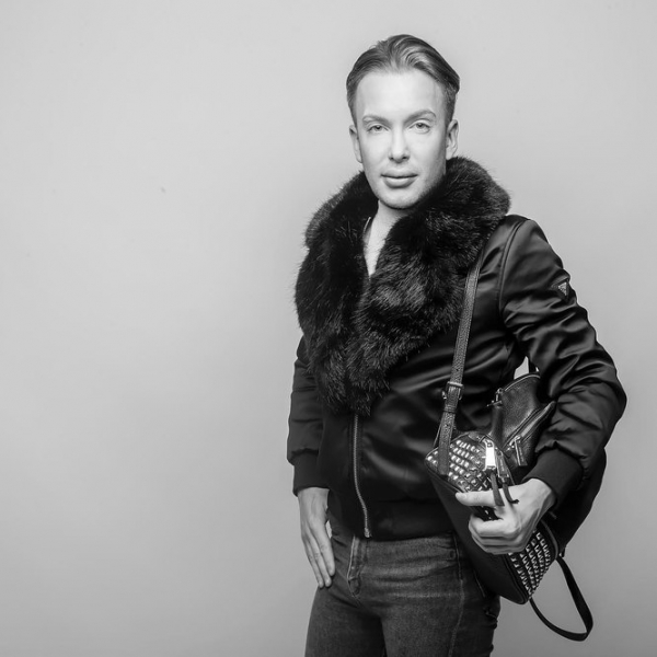 Точная копия: как выглядят реальные двойники Барби и Кена