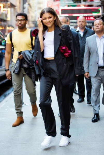 Топ стильных выходов Зендаи