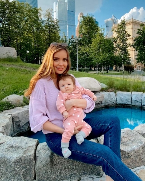 «У меня было три кредита и долг с шестью нулями»: ST рассказал о финансовых проблемах в отношениях с Ассоль