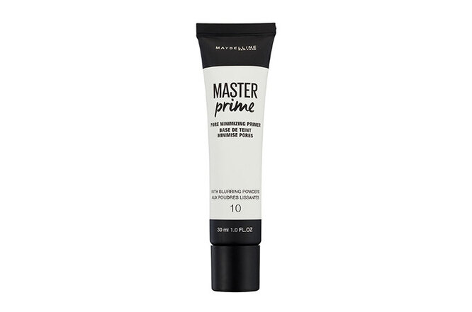 «Умылась тональным»: 7 правил, которые помогут избежать эффекта манекена на лице