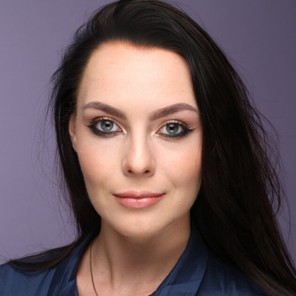 Увеличиваем глаза и «открываем» взгляд: 4 модные идеи макияжа нижнего века