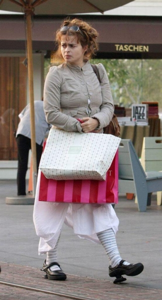 В день рождения Хелены Бонэм Картер: самые безумные выходы актрисы