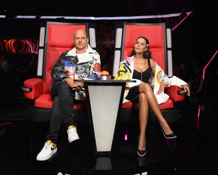 В годовщину свадьбы Потапа и Насти Каменских: звездные пары, которые познакомились на работе 