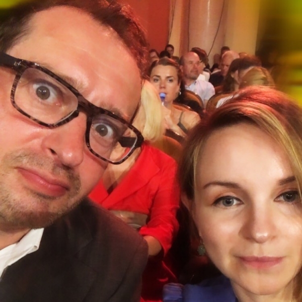 В годовщину свадьбы Потапа и Насти Каменских: звездные пары, которые познакомились на работе 