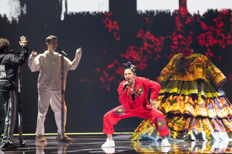 Видео с репетиции Манижи на «Евровидении-2021»: платье на колесах и огненные пушки