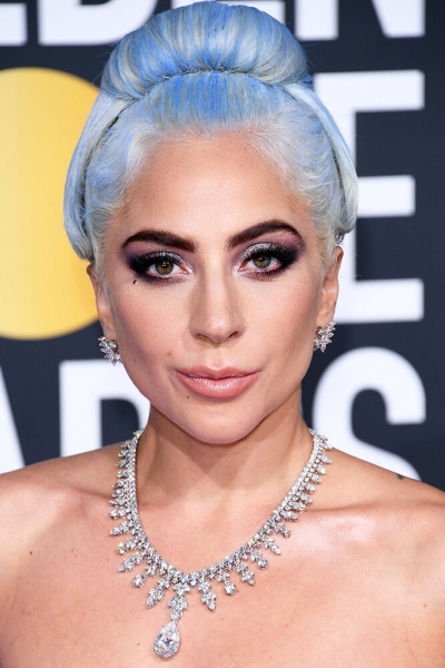 Вот почему румяна должны быть в твоей косметичке: 7 звездных преображений