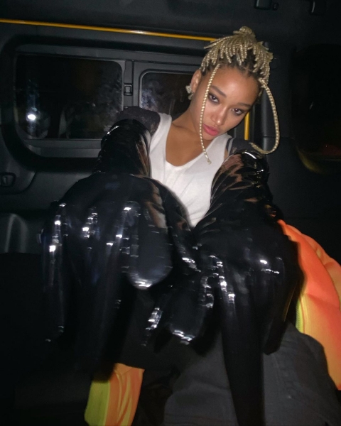 Вспомнить все: показываем, как сейчас выглядит Рута из «Голодных игр»