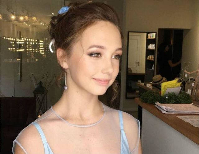 Вспомнить все: Пуговка из &laquo;Папиных дочек&raquo; поделилась фото в новом образе и рассказала о работе 