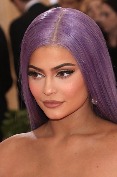 За натуральность! Звёзды, которые избавились от пластики