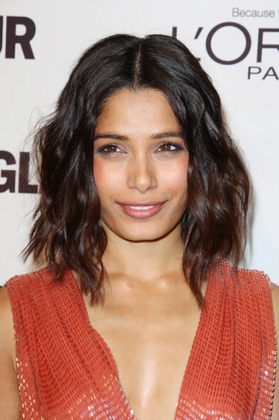 25 суперстильных причесок на прямой пробор: учимся у звезд!