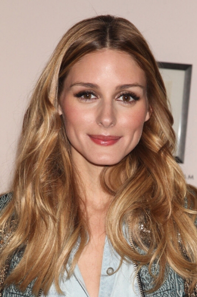 25 суперстильных причесок на прямой пробор: учимся у звезд!