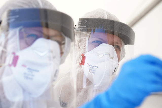 5 июня и коронавирус: больше 6,6 миллиона заболевших, число зараженных в Бразилии перевалило за 614 тысяч, в больницах Уханя не осталось ни одного инфицированного коронавирусом