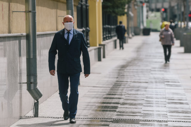 7 июня и коронавирус: почти 7 миллионов заболевших, число смертей перевалило за 400 000 тысяч, в Сочи открылись больше 200 заведений и 20 пляжей