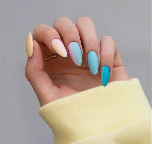 А мы любили! Какой маникюр больше не в тренде
