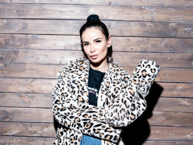 «А ты разблокируй для начала нас»: экс-супруг Айзы Анохиной обвинил ее в том, что она не дает общаться с сыном