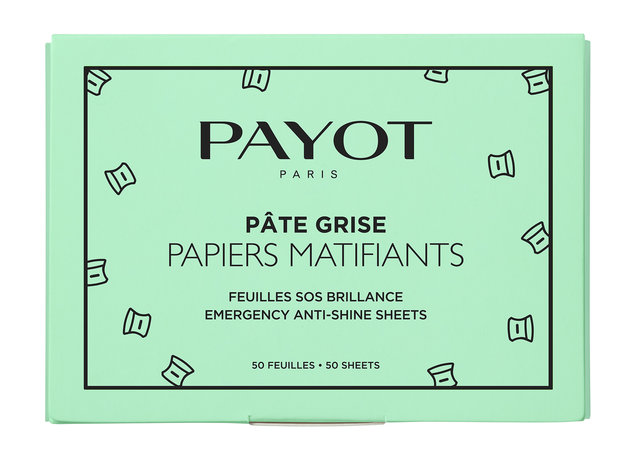 Что должно быть в косметичке в жару, а что оставить дома: советы звездного визажиста