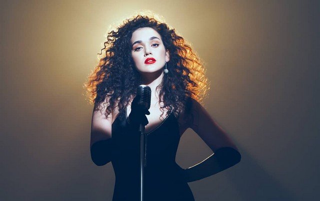 «Дал много жизненных советов»: Сергей Шнуров рассказал о музыке в рамках ПМЭФ