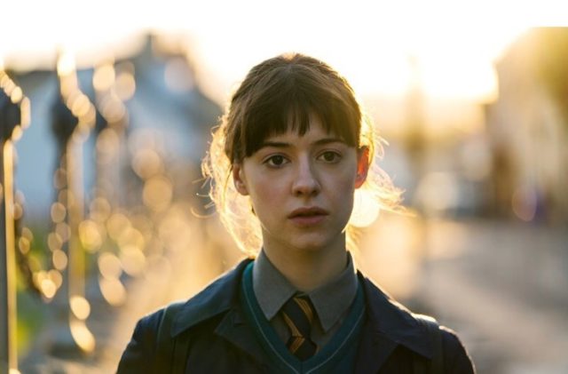 Дэйзи Эдгар-Джонс: рассказываем о звезде нового сериала «Нормальные люди»