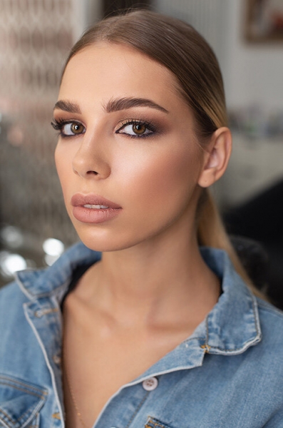 Dress code в макияже: 4 мейкап-инструкции на все случаи жизни