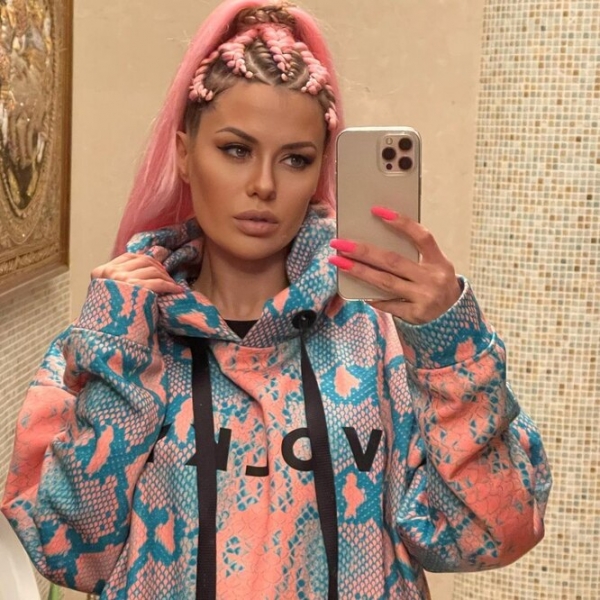 Эти звезды знают толк в маникюре! 20 модных идей, которые хочется повторить