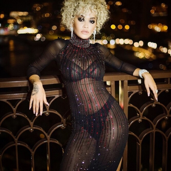 Эти звезды знают толк в маникюре! 20 модных идей, которые хочется повторить