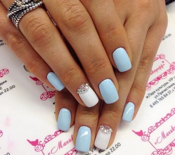 Френч, градиент и рисунки: 30 идей нежного пастельного маникюра