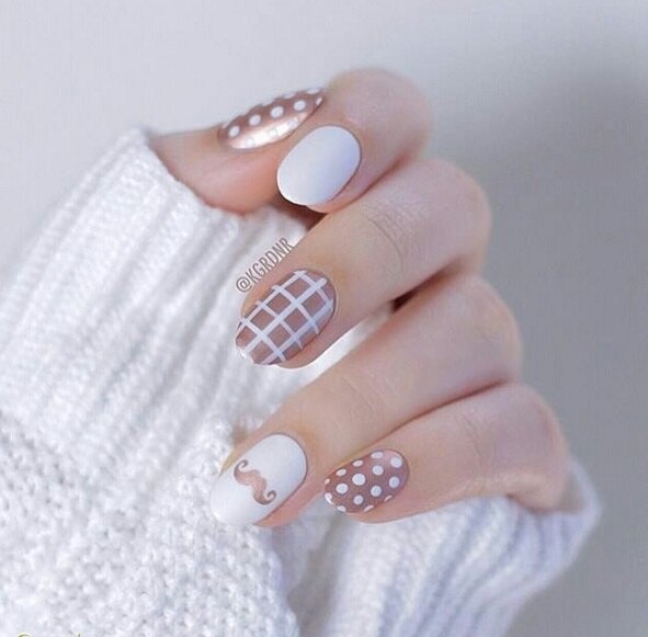 Френч, градиент и рисунки: 30 идей нежного пастельного маникюра