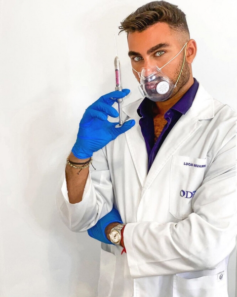 Ходячая реклама: самые красивые пластические хирурги из Instagram