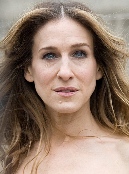 Изюминка или недостаток: самые знаменитые родинки звезд