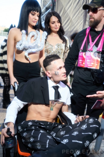 «Я шел на «МУЗ-ТВ», чтобы устроить шоу»: Моргенштерн прокомментировал скандал на премии и рассказал о болезни