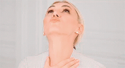 Как избавиться от морщин? Фейс-йога и популярные упражнения на PEOPLETALK