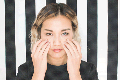 Как избавиться от морщин? Фейс-йога и популярные упражнения на PEOPLETALK