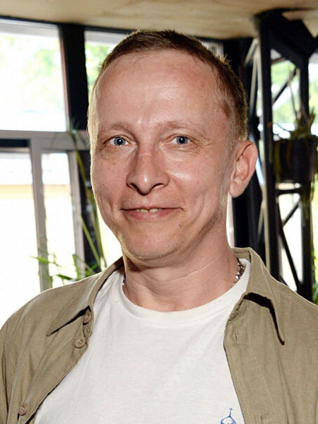 Как стареют российские звезды-одногодки — сравниваем мужчин и женщин