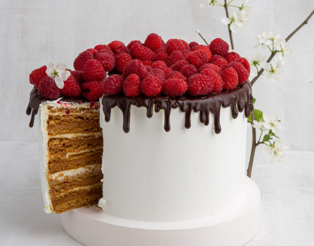 Кондитерская «Любовь и сладости»: новые летние десерты