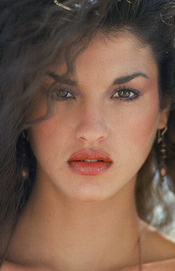 Красота в прошлом? Модели, которые испортили свою внешность пластикой